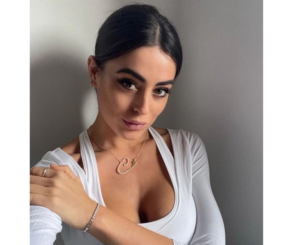 Signature Style Name Necklace With Diamond